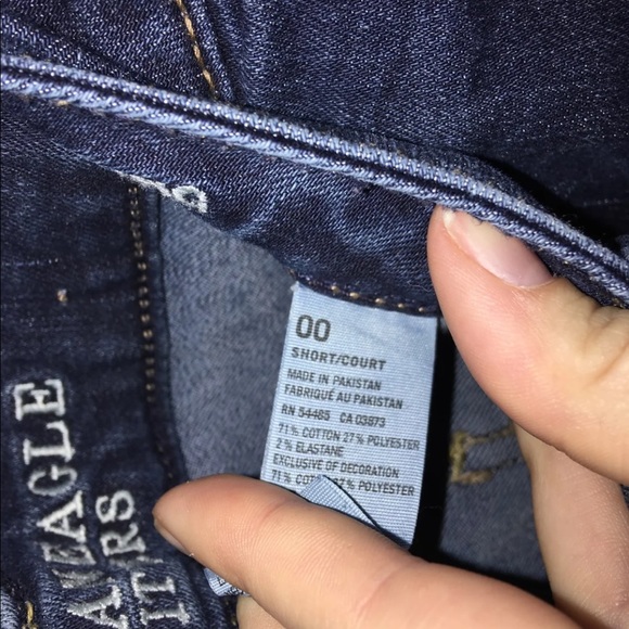 AEO dark wash jeans - Picture 2 of 2